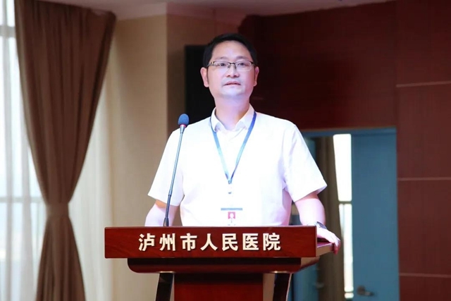 专家型院长：打造有亮点的医院——访泸州市人民医院院长钟武博士