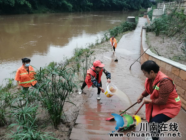 泸县“9·16”地震 ┃ 抗震救灾 泸县城市管家在行动