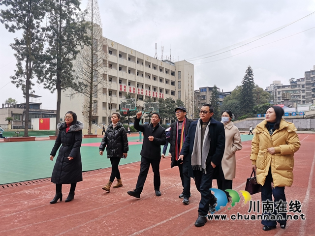 泸州市兆和学校迎接课后服务特色课程检查(图5) 泸州市兆和学校迎接课后服务特色课程检查(图5)