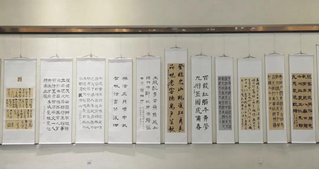快来看！泸州市文化馆公益培训班学员作品展开展啦(图4)