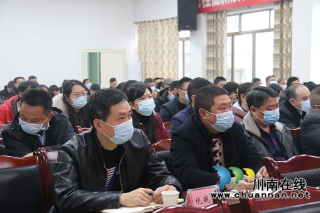 吕先组织召开2022年泸县大鹿溪水质达标攻坚行动推进会(图2)