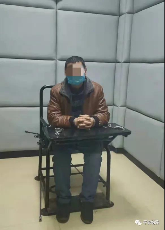 三男子盗窃挖掘机破碎头,纳溪警方抓了四人!(图6) 三男子盗窃挖掘机破碎头,纳溪警方抓了四人!(图6)