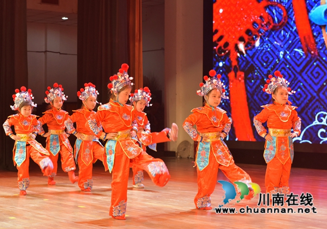 江阳区天骄森林幼儿园举办“国风童韵 贺新年”主题活动(图14)