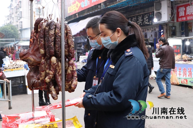 泸县市场监管局开展“春雷行动2022”暨节前食品安全专项检查(图1)