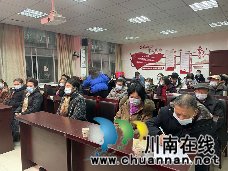 龙马潭区小市街道杜家街社区开展年终考核测评工作