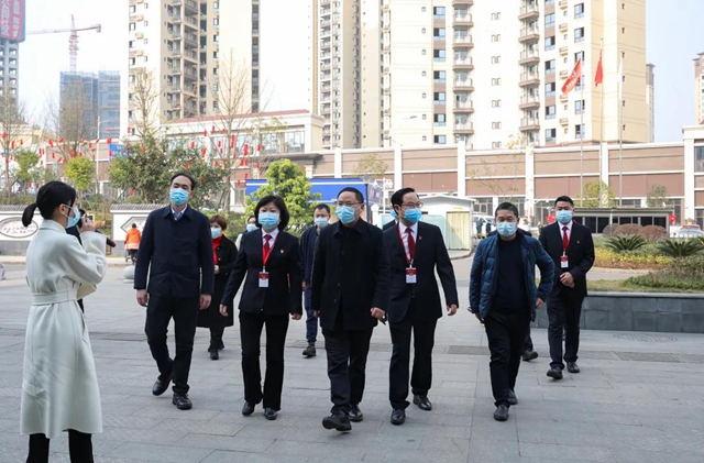 西南医大中医院院长刘建一行到合江分院调研指导