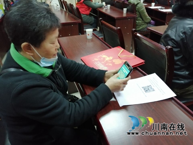 龙马潭区小市街道杜家街社区开展垃圾分类主题宣传活动