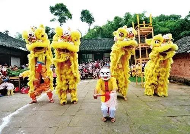 年味泸州丨祥龙腾飞、瑞狮欢跃……舞出“非遗”魅力祥龙腾飞、瑞狮欢跃……舞出“非遗”魅力(图11)
