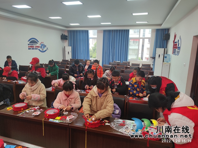 泸县云龙镇：关爱留守困境儿童，点亮缤纷多彩假期