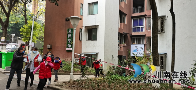 龙马潭区红星街道大驿坝社区开展消防应急演练(图2)