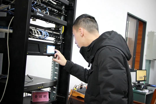 江阳法院技术干警刘昕：在平凡的工作岗位上发光发热(图3)