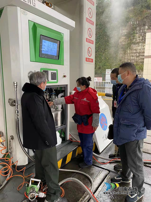 泸州市市场监管局开展加油机计量专项整治行动