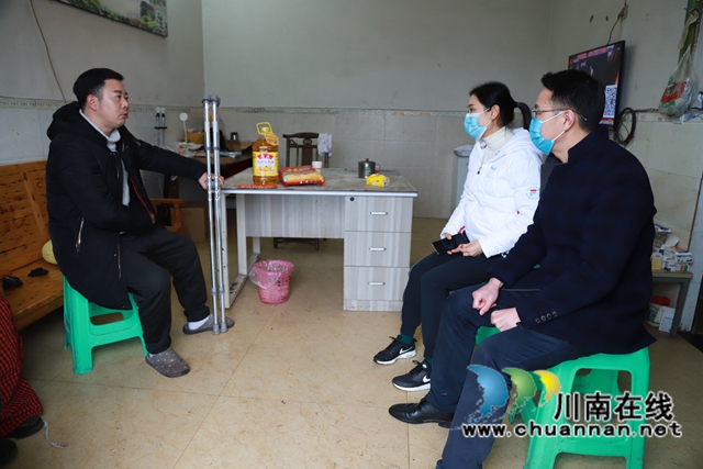 甘露率队到泸县云龙镇开展走访慰问活动暨检查督导工作