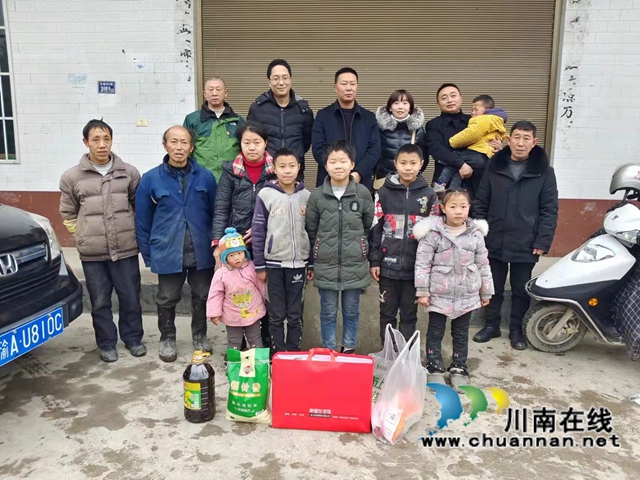 古蔺县委统战部（民宗局）开展2022年春节困难少数民族慰问活动