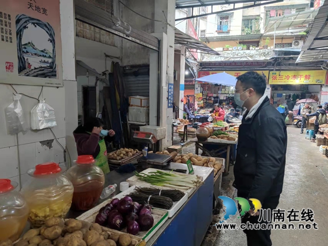 合江县市场监管局开展春节期间巡查工作(图2)