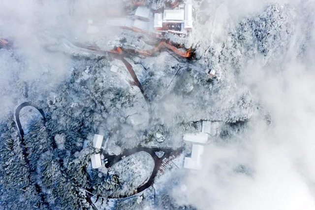 雪映丹山景别致!绝美壁纸请查收(图5) 雪映丹山景别致!绝美壁纸请查收(图5)