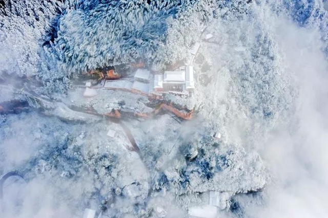 雪映丹山景别致!绝美壁纸请查收(图9) 雪映丹山景别致!绝美壁纸请查收(图9)
