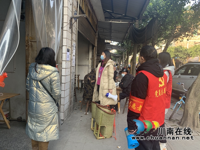 泸县云龙镇：疫情防控不松懈，平安祥和过春节