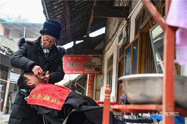 烟火气“撩人”,内江这条清代老街太有味道(图9) nEO_IMG_9.jpg