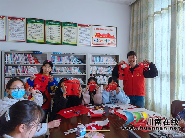 泸县立石镇开展“关爱儿童·欢度元宵”志愿服务活动