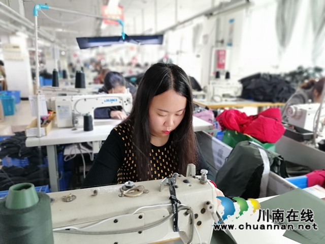 泸县：多举措服务返乡农民工家门口就业