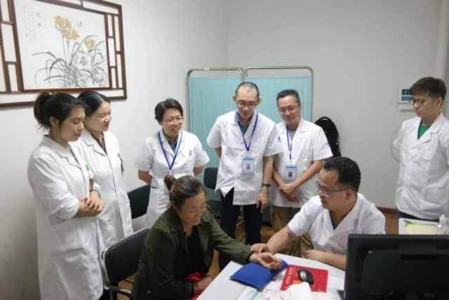 【关注】出发！又一中医师赴捷克(图15)