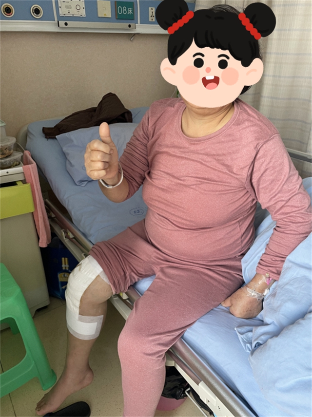 西南医大附院成功完成首例国产机器人膝关节置换辅助手术(图7) 西南医大附院成功完成首例国产机器人膝关节置换辅助手术(图7)