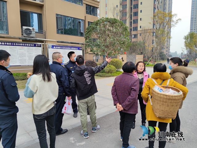 “普法在前，执法在后”，泸县综合行政执法局持续开展新交付小区违建治理宣传