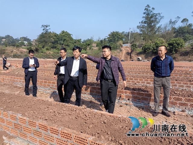 朱大清率队到泸县百和镇督导大陆溪水质达标工作