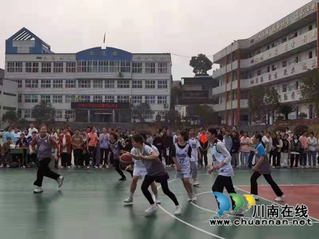 纳溪区护国中学举办第33届篮球运动会(图3)