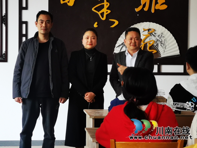 合江中学举行国学·科创基地无人机兴趣班开班仪式