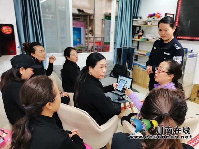 龙马潭区小市街道杜家街社区开展妇女专项法治宣传活动(图6)