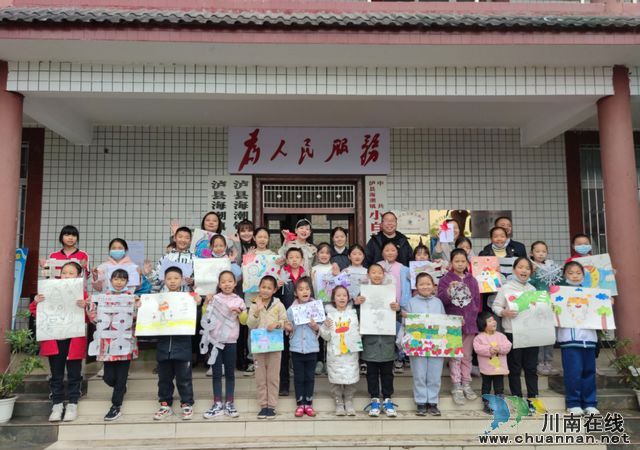 泸县海潮镇小白村青少年宫开课啦！