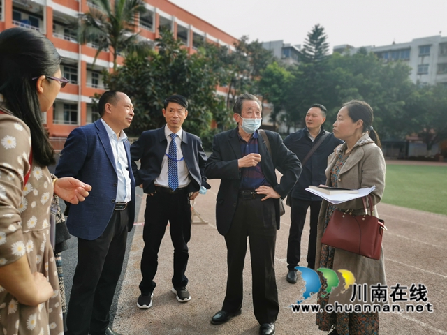 诗词吟诵进校园活动走进泸县实验学校(图2)