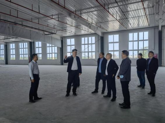 泸州市口岸物流办党组书记、主任李智带队调研现代物流发展重点项目建设(图3)