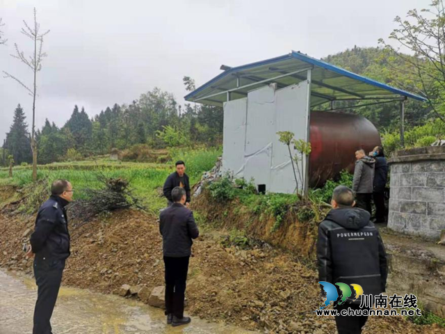 叙永县正东市场监管所开展醇基燃料专项排查整治行动(图2)