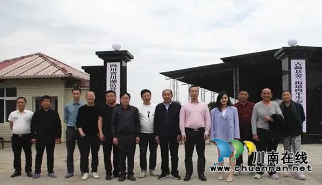 四川省老促会主任吴波一行调研泸州市乡联会“共建乡村振兴示范镇”(图2)