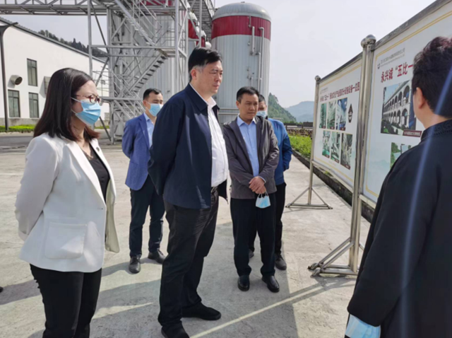 泸州市口岸物流办党组书记、主任李智带队调研合江县现代物流业发展工作