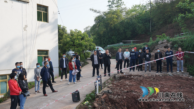 泸县召开灾后重建城乡建设用地增减挂钩项目拆旧复垦现场会