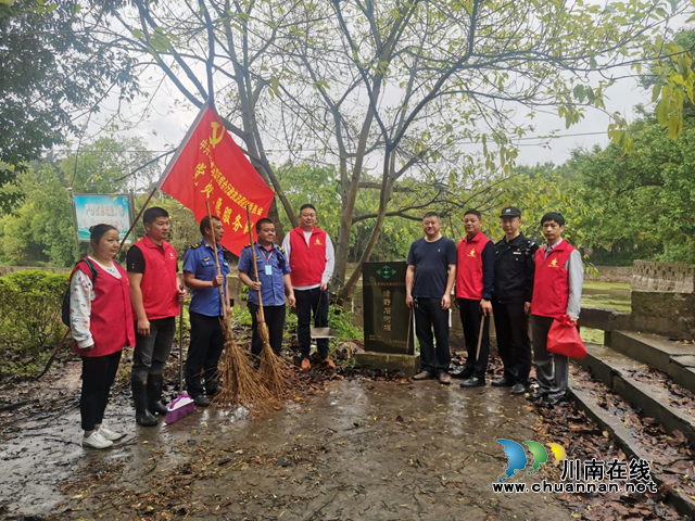 龙马潭区综合行政执法局开展“绿水青山就是金山银山”主题共护生态河活动(图3)