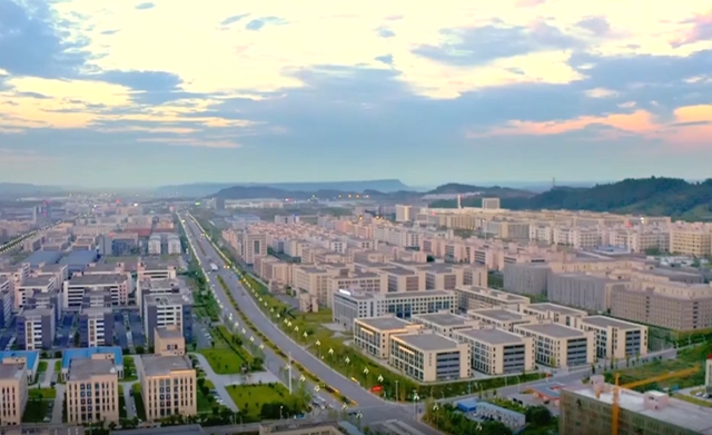 宜宾27家企业进入市级上市“种子库”(图4)