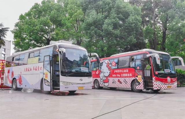 传递情与爱 西南医大附院217名职工献血59800毫升