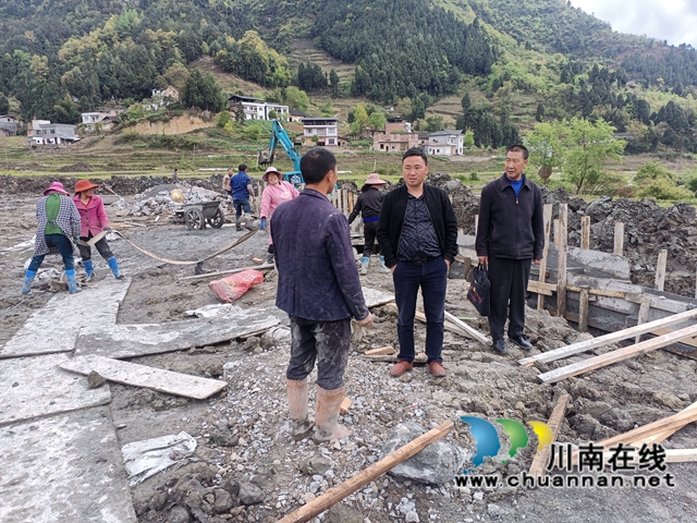 古蔺县观文镇“老支书”红旗工作室:践行为民初心,助力乡村振兴(图3) 古蔺县观文镇“老支书”红旗工作室:践行为民初心,助力乡村振兴(图3)