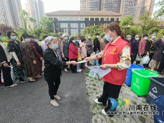 龙马潭区鱼塘街道望山坪社区：垃圾可变宝，分类更环保