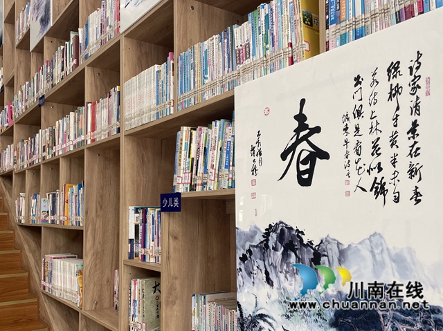 龙马潭区鱼塘街道望山坪社区：社区书屋书香浓，居民学习好去处