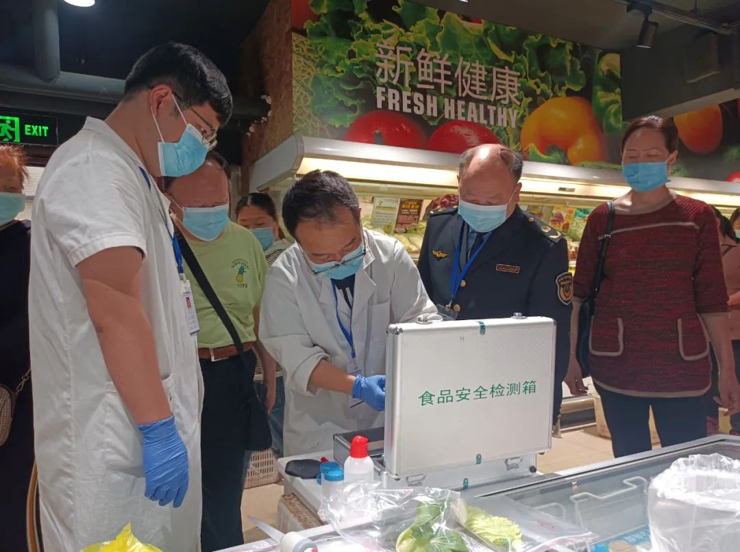 节前食品快检进市场，抽检白菜、香梨等53批次蔬菜、水果......