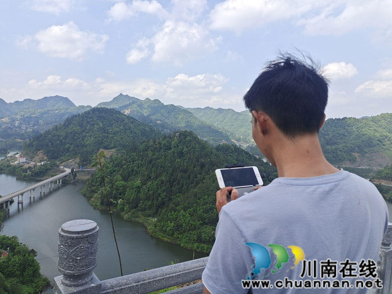 古蔺县观文镇：网络“大V”助力推广家乡文旅资源