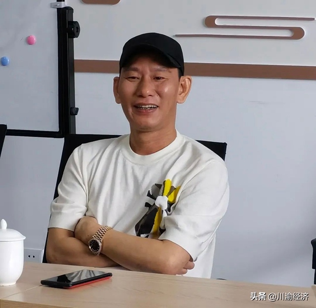 泸州市乡村振兴乡贤联谊会与海南泸州商会签订战略合作协议(图5) 5.jpg
