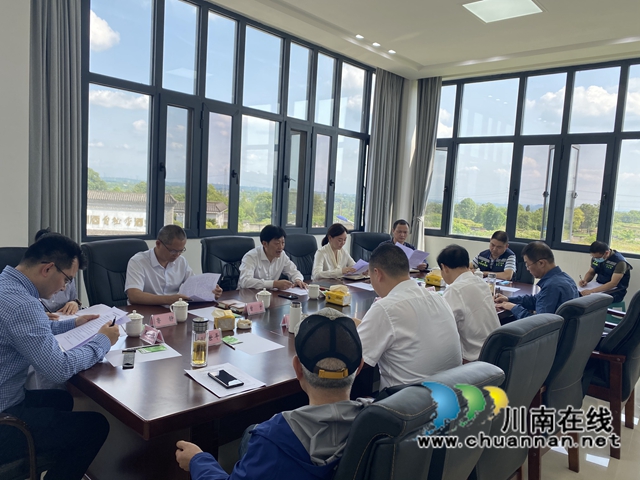泸县县委统战部调研奇峰镇民营企业