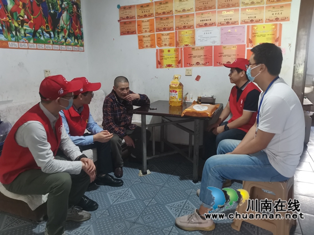 龙马潭区小市街道上大街社区：关爱困难儿童家庭 当好民心工程守护人